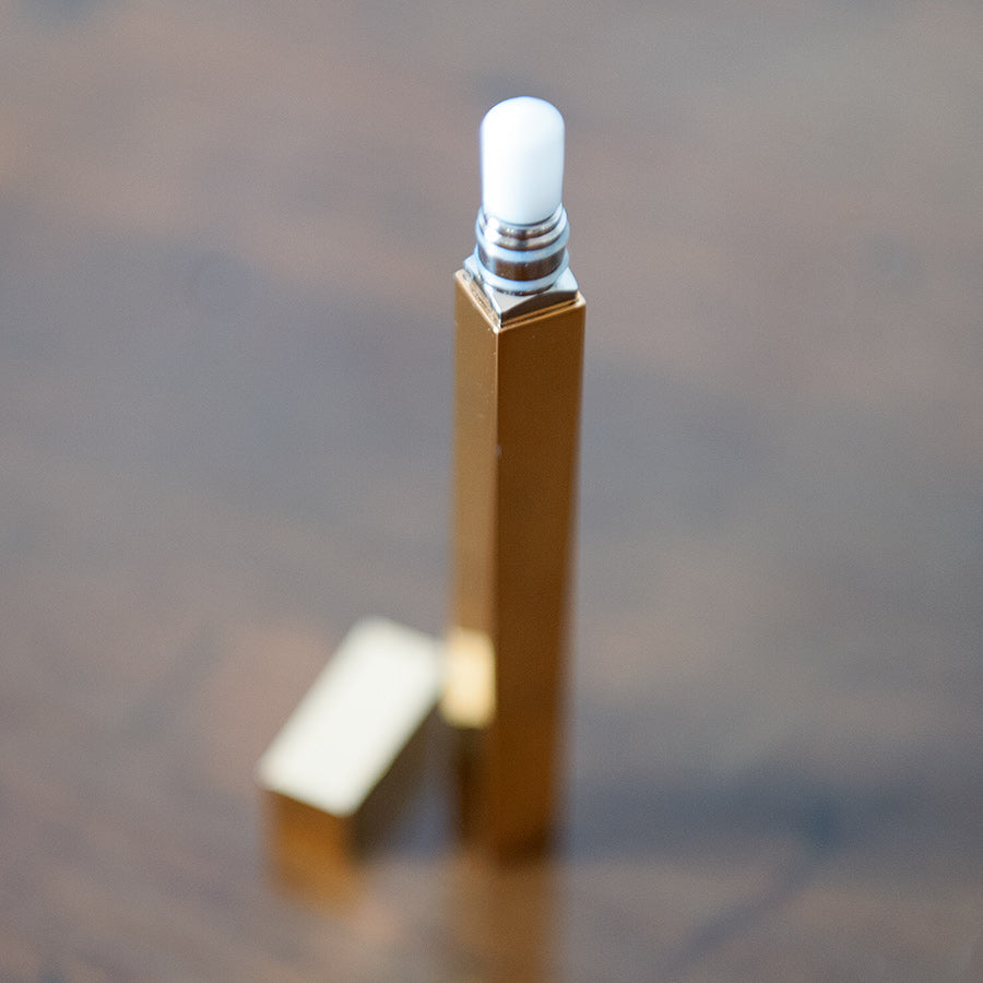 Tsubota Pearl Perfum Roller Gold