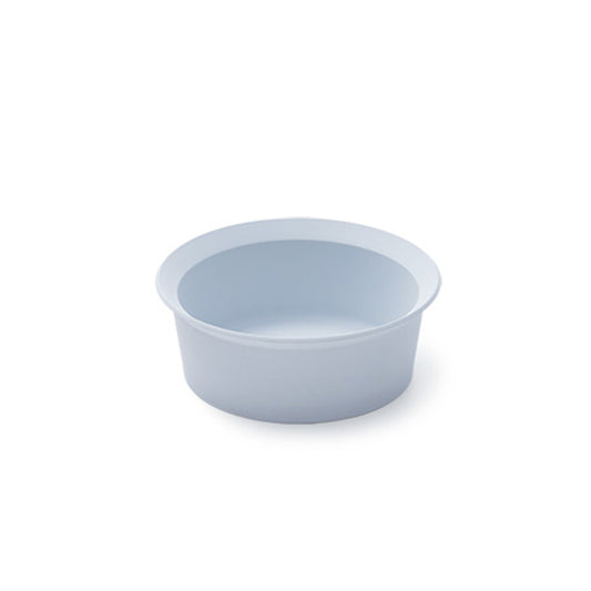 Studiofoto von einer Hellgrauen Schale. Die Marke ist 1616/ Arita vom Designer Teruhiro Yanagihara. Der Schale heißt Bowl 160